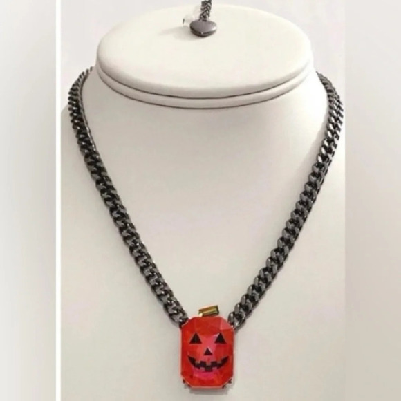 BETSEY JOHNSON Jack-o-Lantern Hematite & Crystal Pumpkin Necklace Halloween NWT - Picture 7 of 7